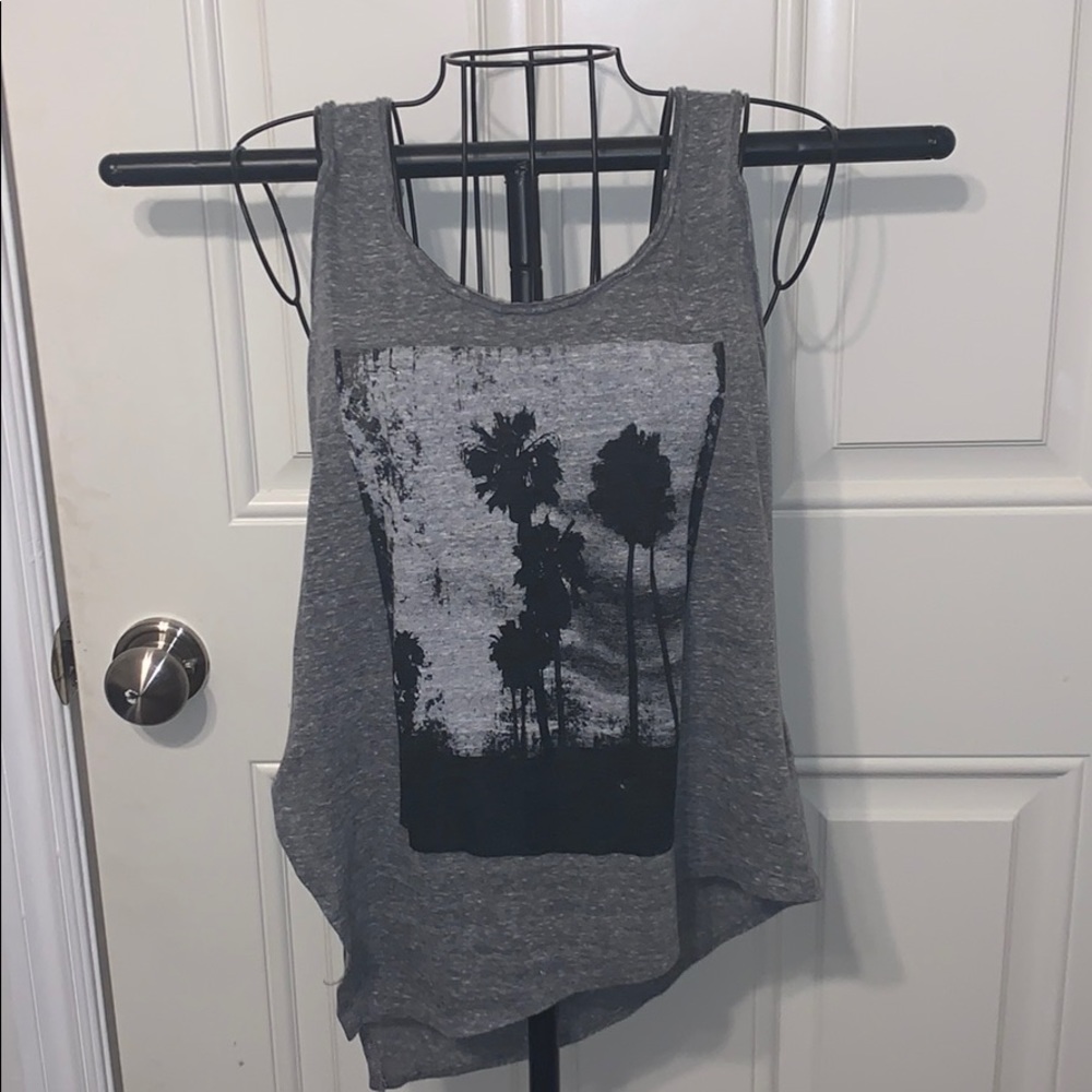 Beach vibes tank top